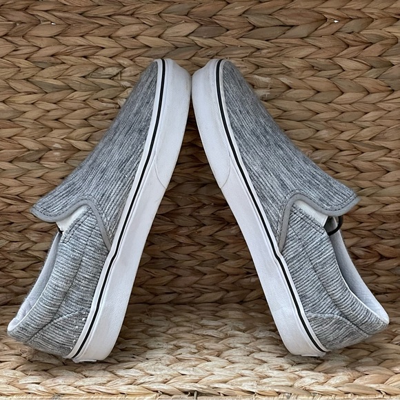 Vans Rib-Knit‎ Classic Gray Slip On Shoes - Picture 6 of 10